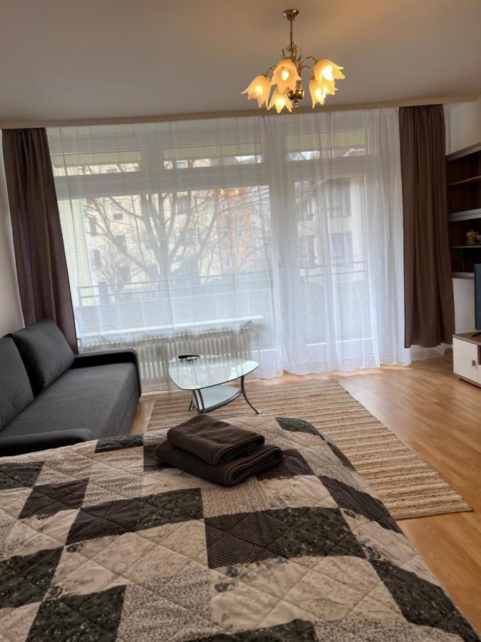 Ferienwohnung Am Koenigsplatz Augsburg Exterior foto